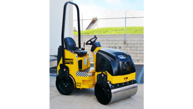 Where to rent VIBRATING ONE TON 36  ROLLER in Bath NY