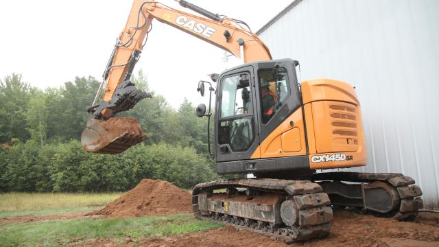 Where to rent EXCAVATOR 16TON in Bath NY
