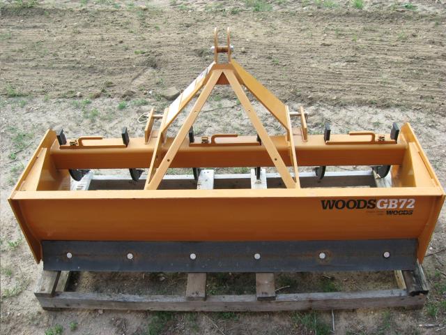 Where to rent 3 POINT HITCH BOX BLADE in Bath NY